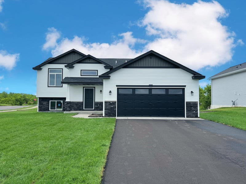 300 Kira Ct, Paynesville, MN 56362