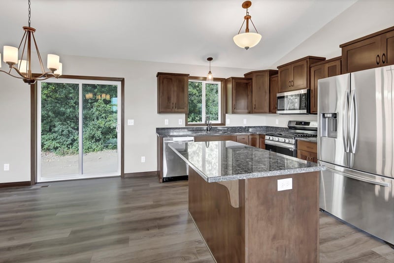 300 Kira Ct, Paynesville, MN 56362
