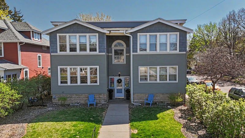 1752 Iglehart Ave, Saint Paul, MN 55104