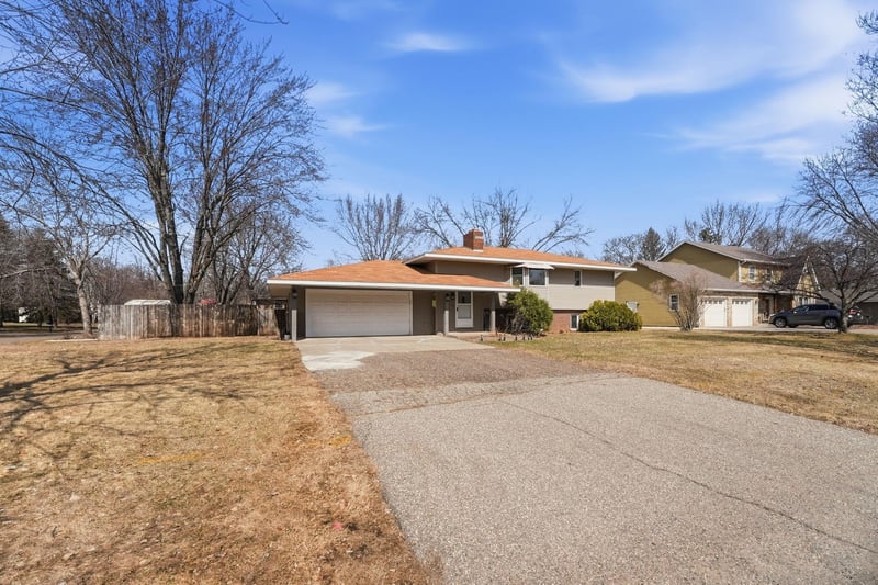 833 Lewis Pl, Saint Cloud, MN 56301