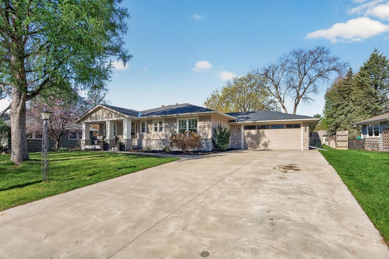 6008 Virginia Ave S, Edina, MN 55424