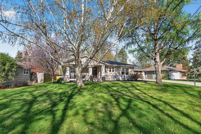 6008 Virginia Ave S, Edina, MN 55424