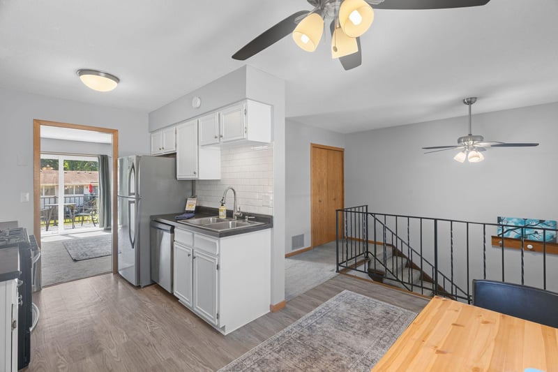 12142 Drake St NW, Coon Rapids, MN 55448