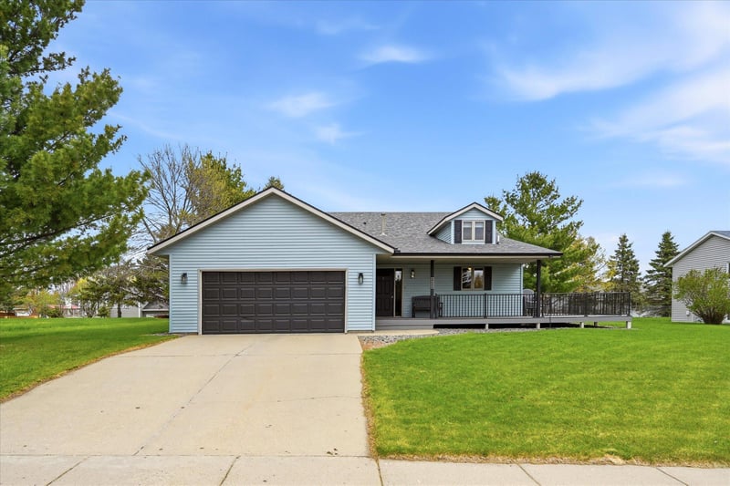 14435 Pineview Dr, Becker, MN 55308