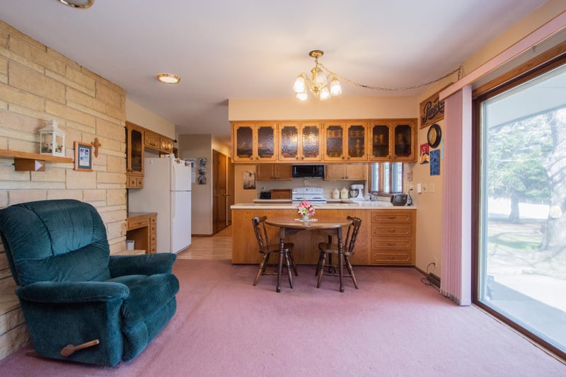 210 Garfield Ave NW, Twin Valley, MN 56584