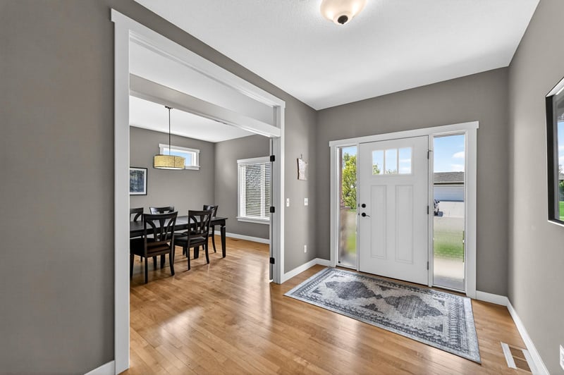 2074 Shannon Oaks Blvd NE, Rochester, MN 55906