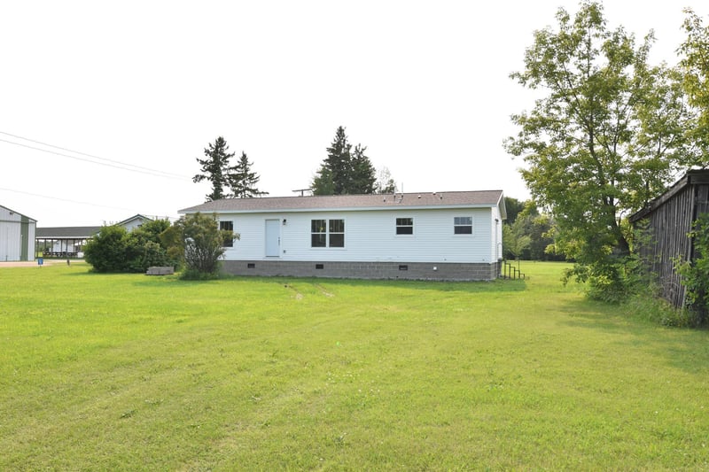 319 3rd Ave SW, Baudette, MN 56623