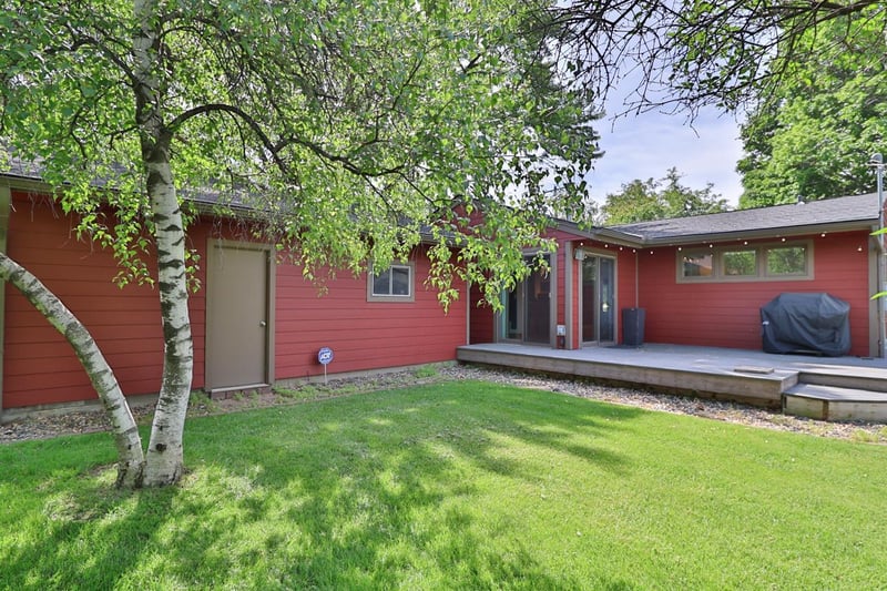 5808 France Ave S, Edina, MN 55410