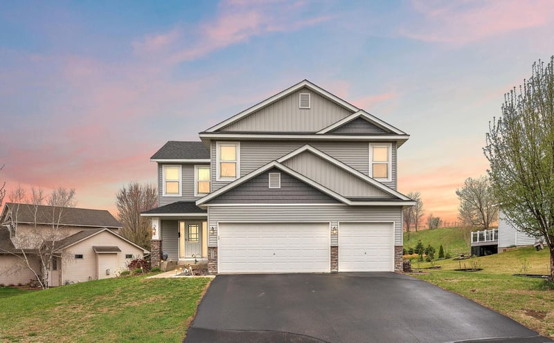 713 Overlook Dr, Buffalo, MN 55313