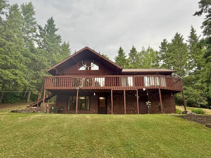 10261 Wien Rd, Cook, MN 55723