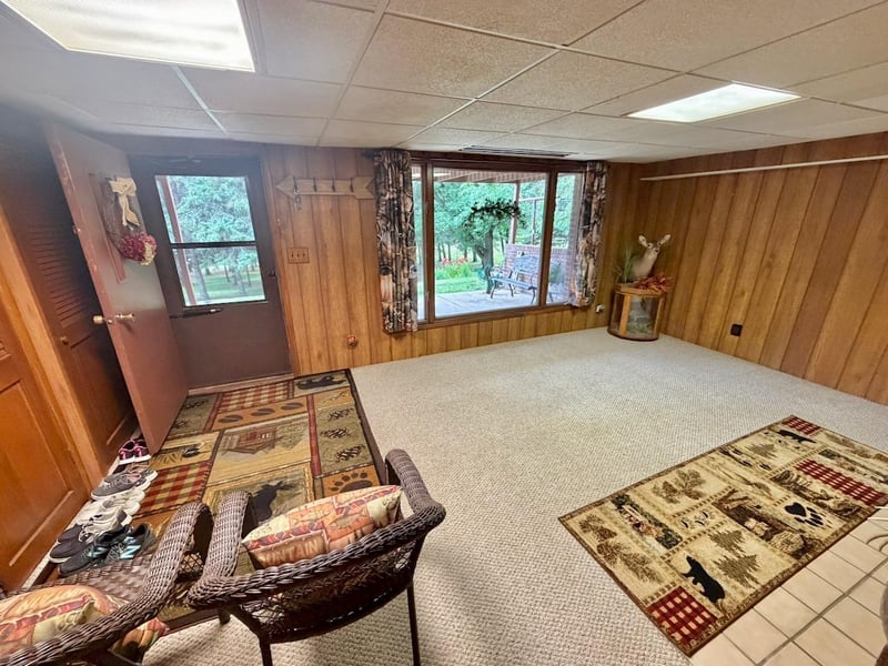 10261 Wien Rd, Cook, MN 55723