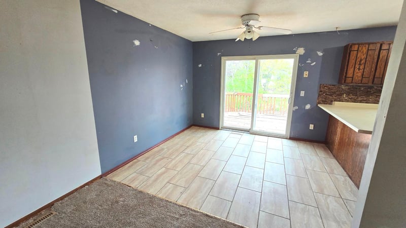 1012 104th Ave NW, Coon Rapids, MN 55433