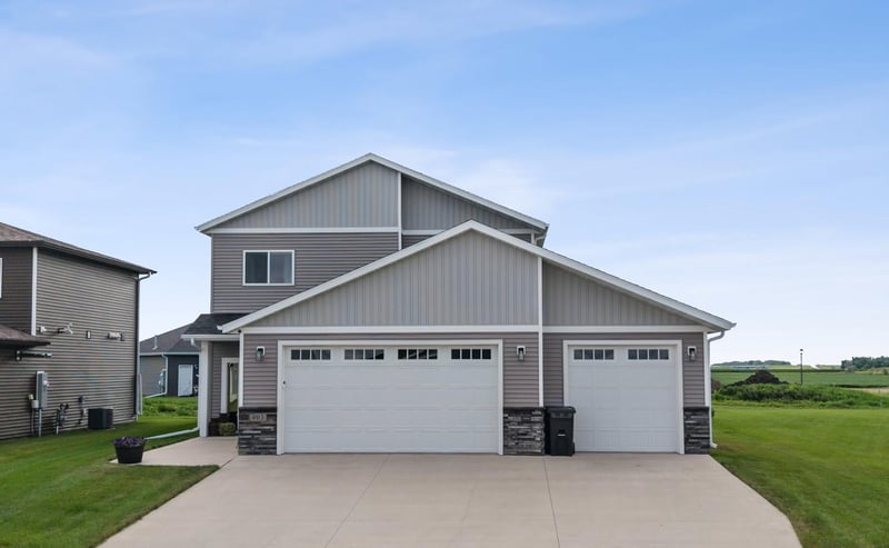 403 16th St NE, Dilworth, MN 56529