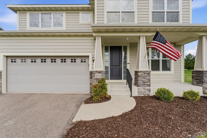 4042 Grand Chevalle Pw, Chaska, MN 55318