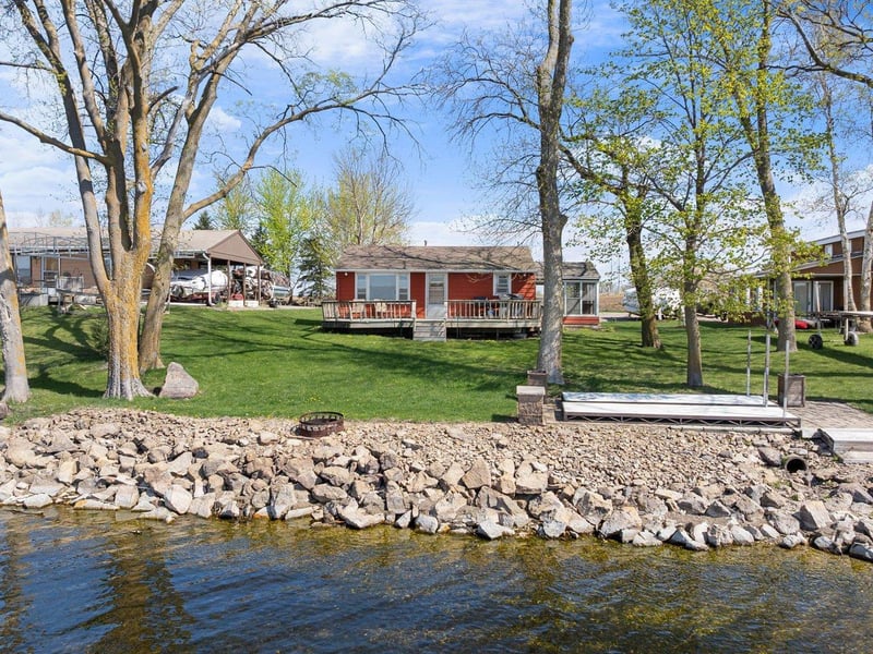 18747 Tetonka Lake Ln N, Waterville, MN 56096