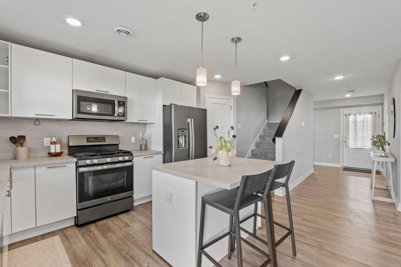 7229 Dora Dr, Lino Lakes, MN 55038