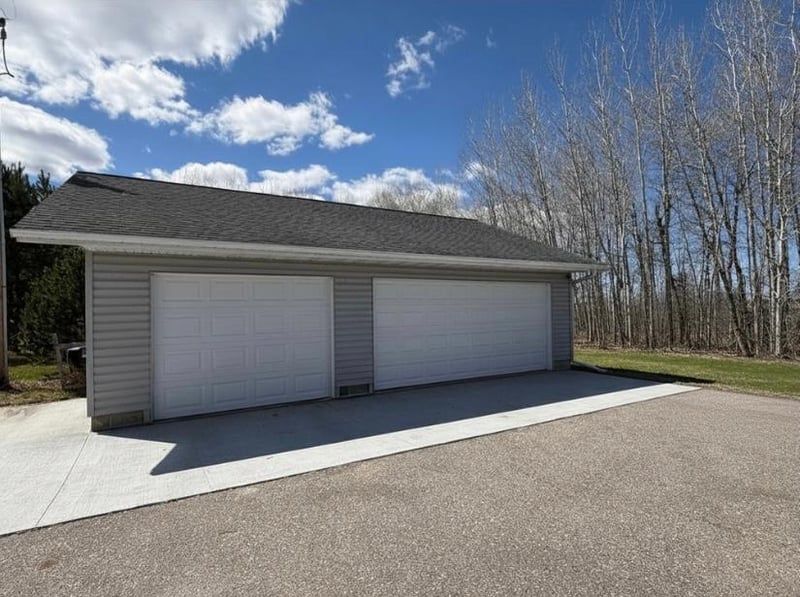 58296 County Road 12, Warroad, MN 56763