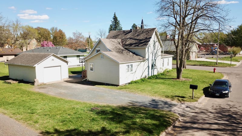 835 5th Ave SW, Pine City, MN 55063
