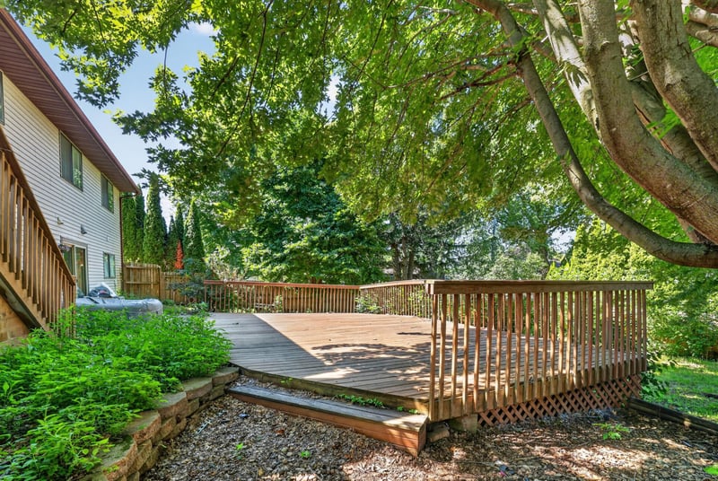 929 Byron Ave N, Byron, MN 55920
