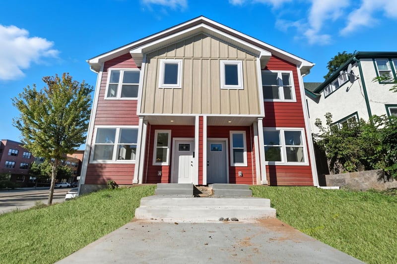 2125 James Ave N, Minneapolis, MN 55411