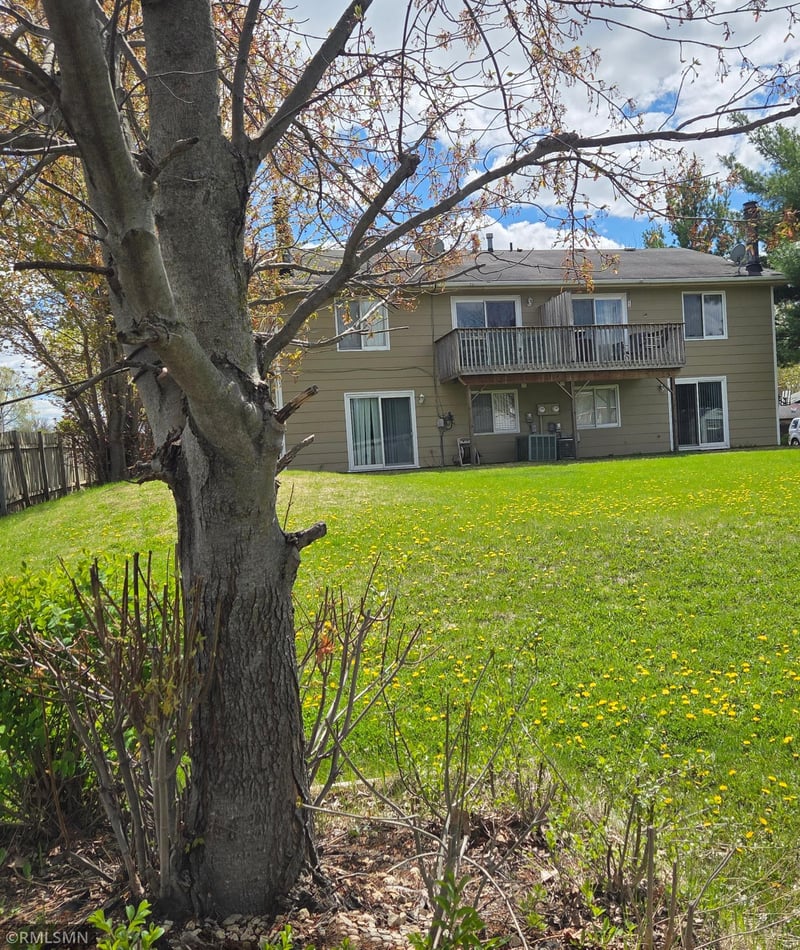 8704 Bass Creek Ave N, Brooklyn Park, MN 55428
