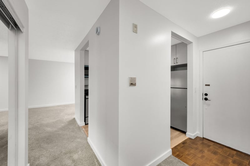 7500 Cahill Rd #304C, Edina, MN 55439