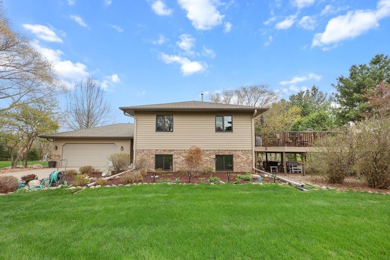 11015 Terry Rd, Avon, MN 56310