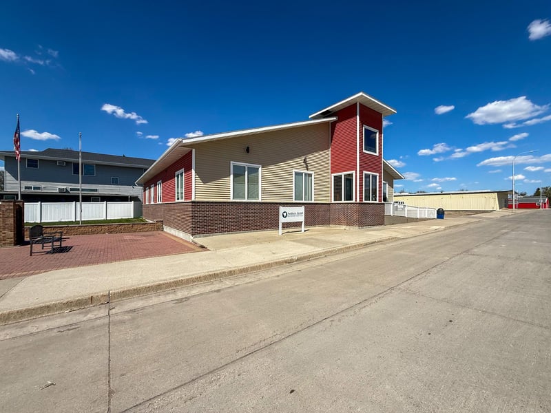 132 3rd St W, Halstad, MN 56548