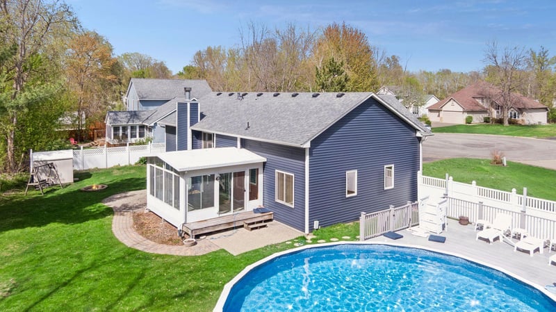 5323 Cedarwood Ct, White Bear Twp, MN 55110