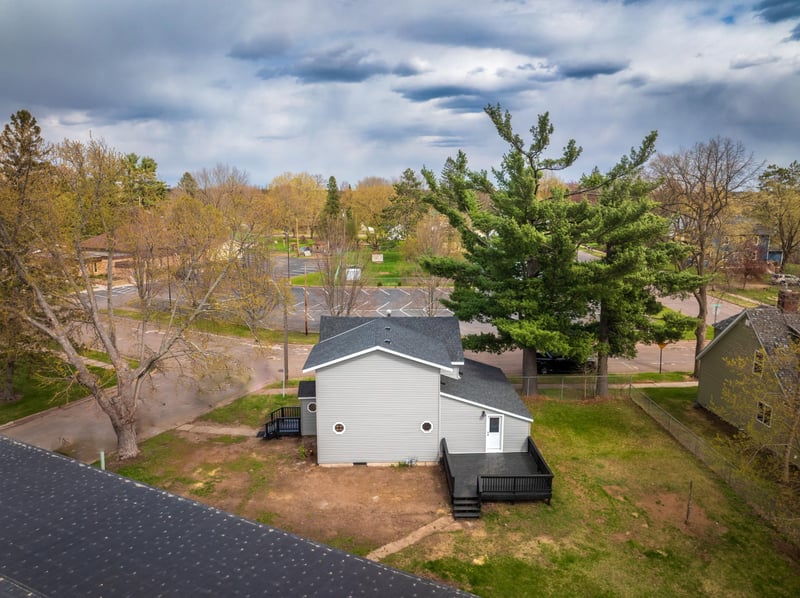 105 Commercial Ave N, Sandstone, MN 55072