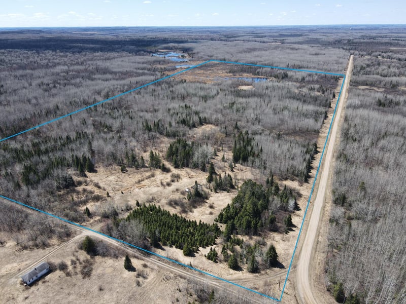 10354 County Road 553, Nashwauk, MN 55769