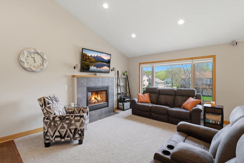 237 Mac St, Elko New Market, MN 55054