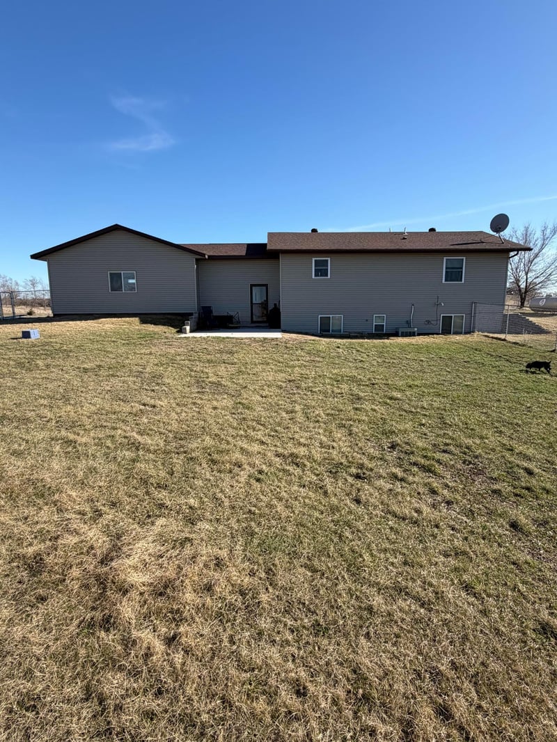 41485 429th St, Perham, MN 56573