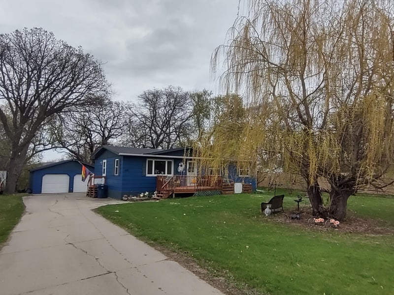 610 Springen Ave, Fergus Falls, MN 56537