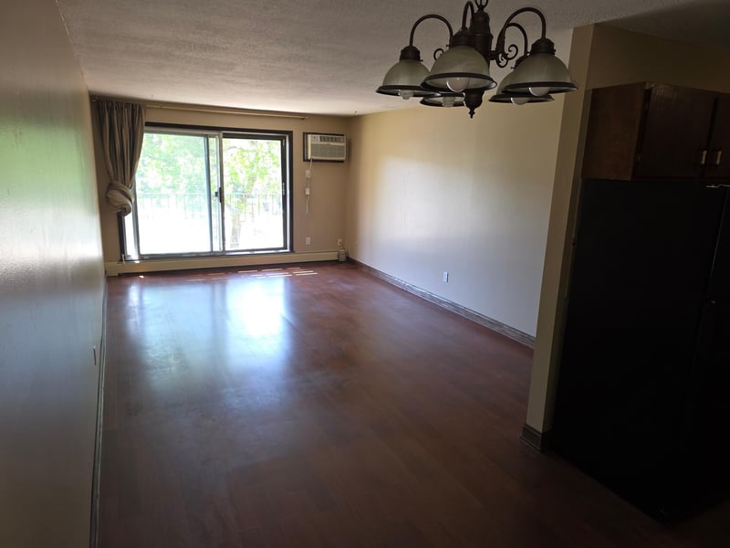 3431 Kent St #813, Shoreview, MN 55126