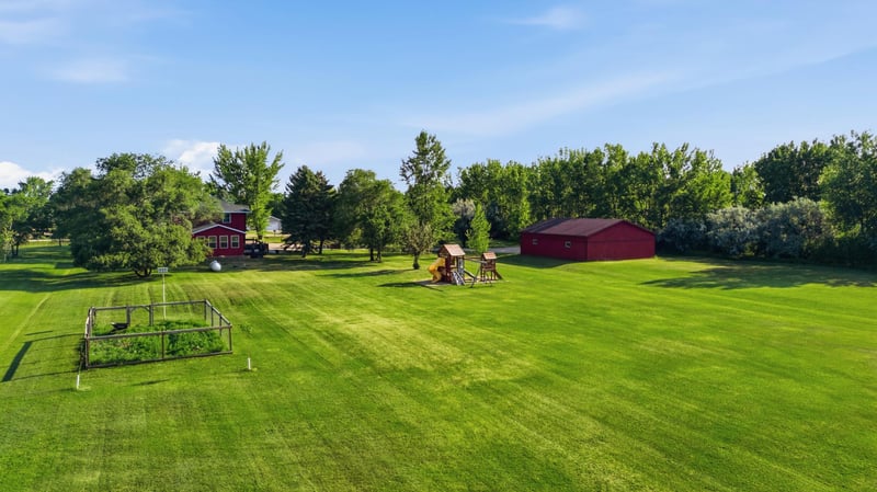 14237 30th Ave S, Glyndon, MN 56547