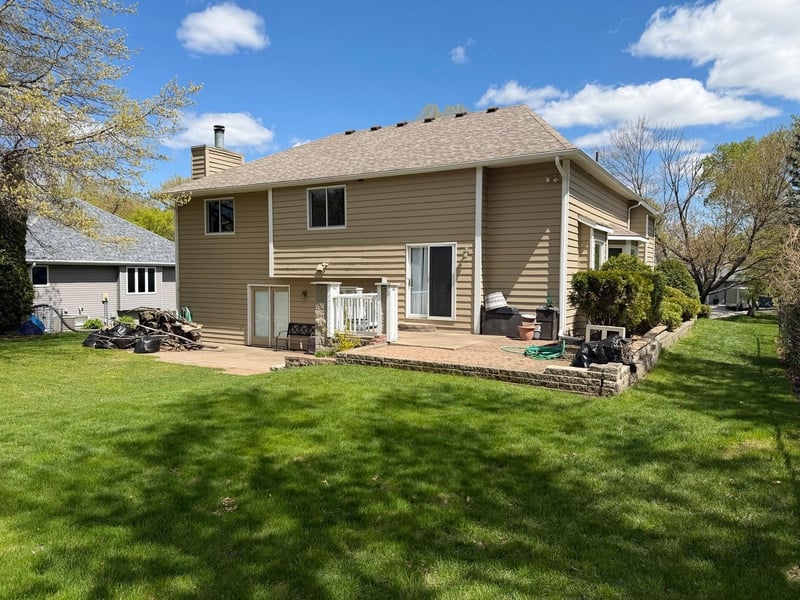 2555 Sylvan St, Little Canada, MN 55117