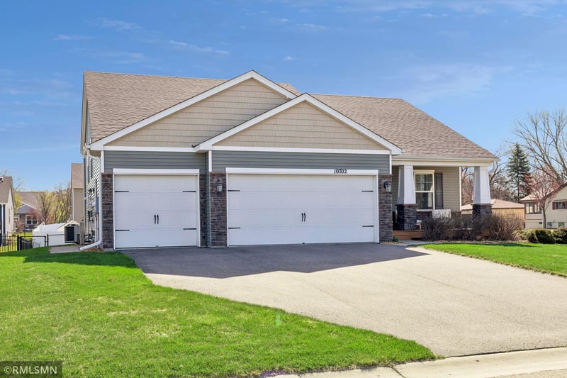 10702 Sumter Ave N, Brooklyn Park, MN 55445