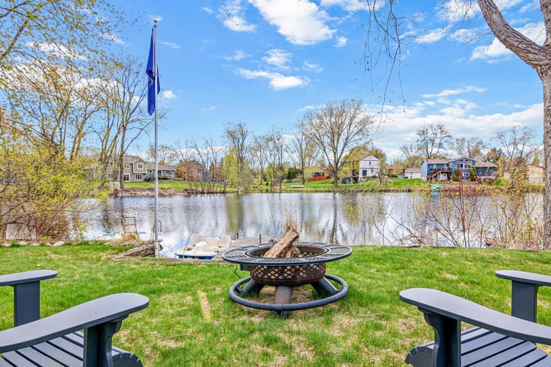 5815 Evergreen Ln, Shoreview, MN 55126