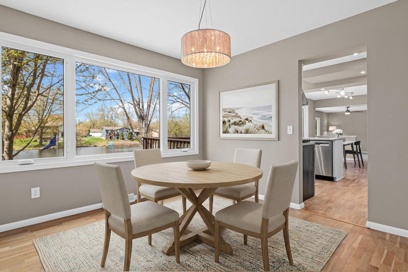5815 Evergreen Ln, Shoreview, MN 55126