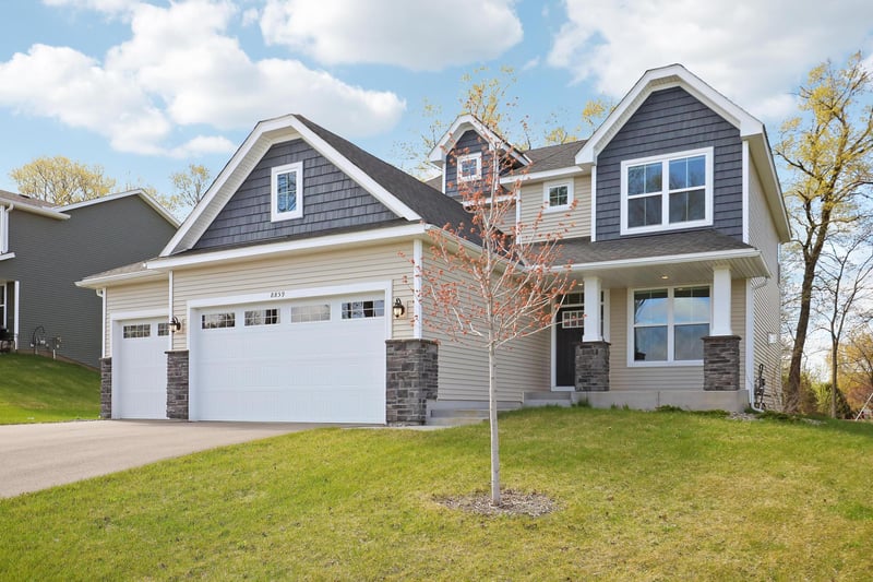 8859 Foust Ln, Rockford, MN 55373