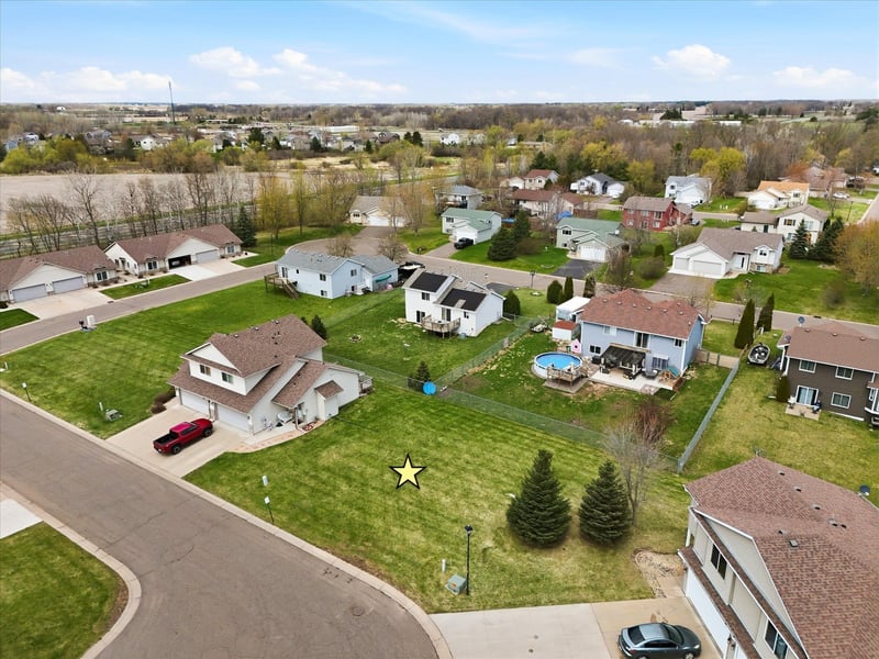 940 - 950 S Rush Landing Ct, Rush City, MN 55069