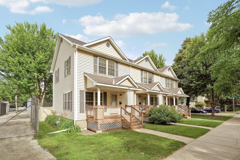 1820 Quincy St NE #A, Minneapolis, MN 55418