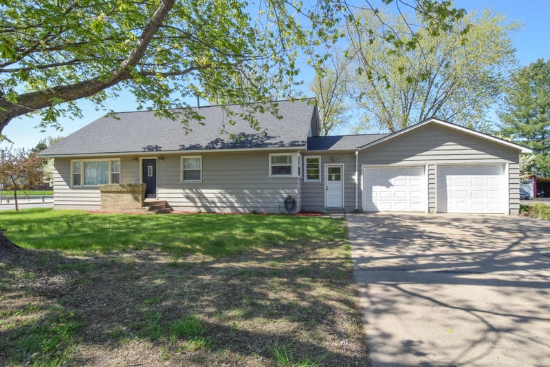 223 Heritage Blvd NW, Isanti, MN 55040