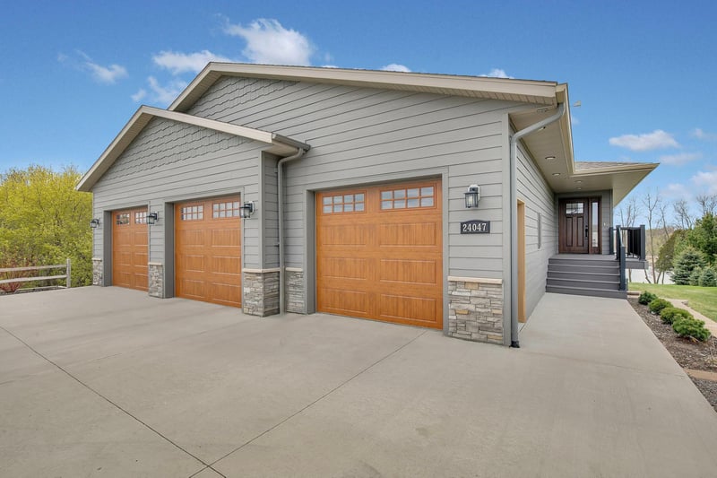 24047 County Road 23, Richmond, MN 56368