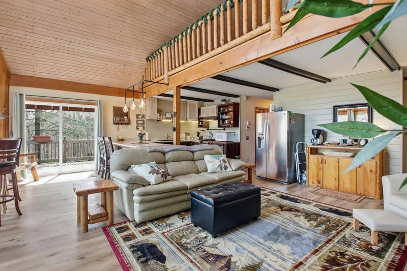 28420 Viking Ct, Danbury, WI 54830