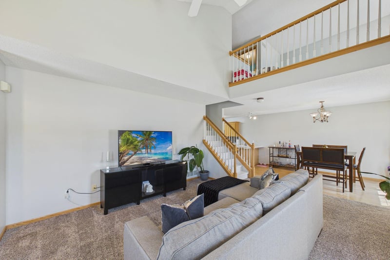 1781 Stone Meadow Blvd, Shakopee, MN 55379
