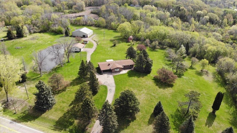 xxx Judicial Rd, Lakeville, MN 55044