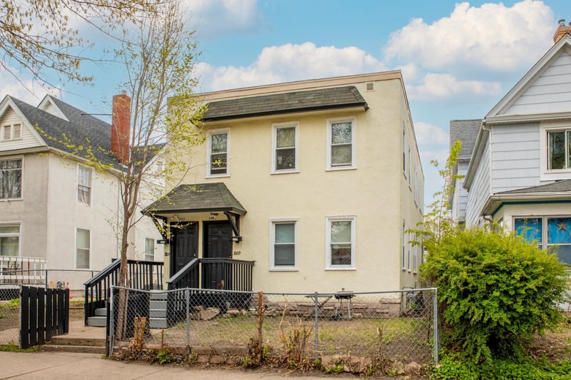3327 Oakland Ave, Minneapolis, MN 55407