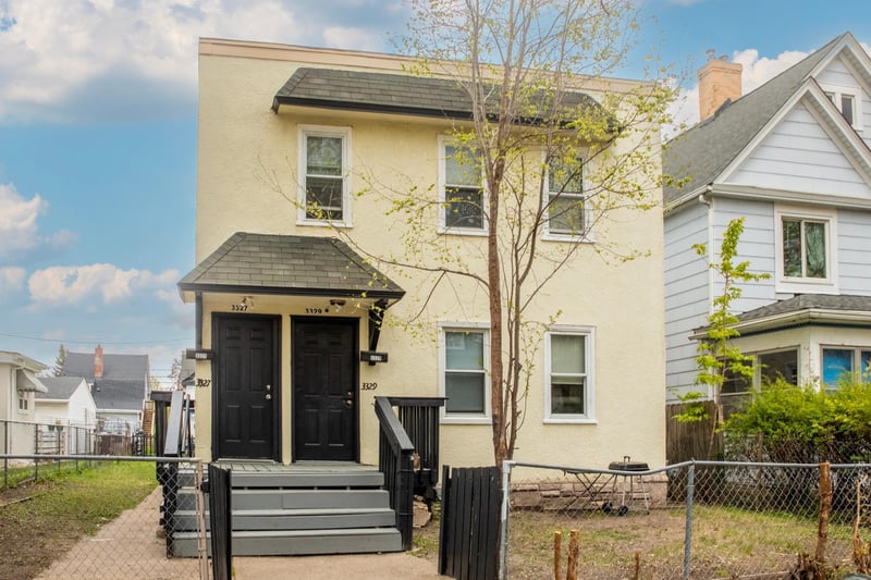 3327 Oakland Ave, Minneapolis, MN 55407